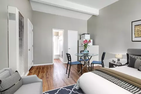 233 4th Ave, Los Angeles, CA 90291