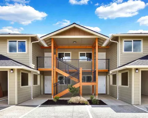 8881 Depot Rd, Lynden, WA 98264