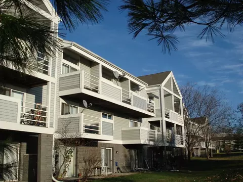 1619 Troy Dr, Madison, WI 53704