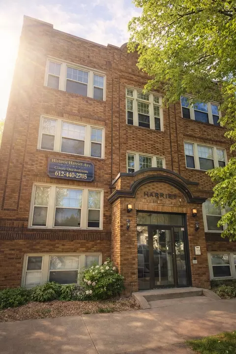 2300 Harriet Ave, Minneapolis, MN 55405