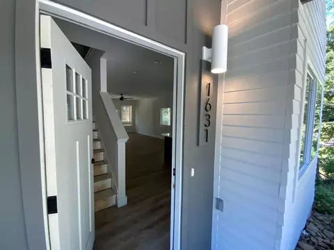 E 5th St, Fayetteville, AR 72701