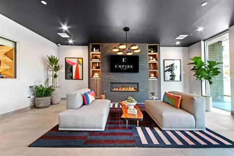 1001 N Fairfax Ave, West Hollywood, CA 90046