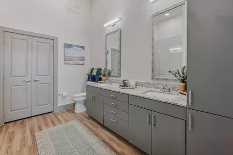 3345 University Dr E, Bryan, TX 77802 photo 5