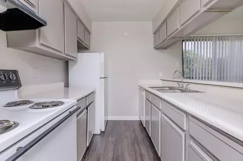 3035 W Pentagon Pkwy, Dallas, TX 75233 photo 32