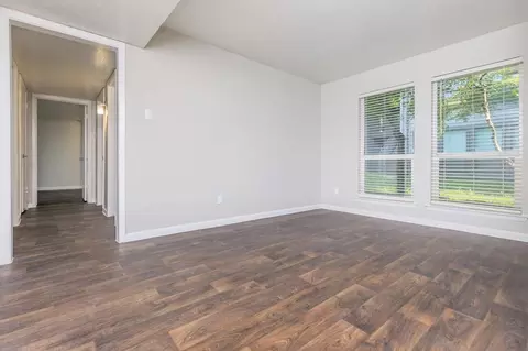 3035 W Pentagon Pkwy, Dallas, TX 75233 photo 29