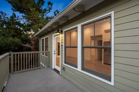 1008 Douglas St, Los Angeles, CA 90026