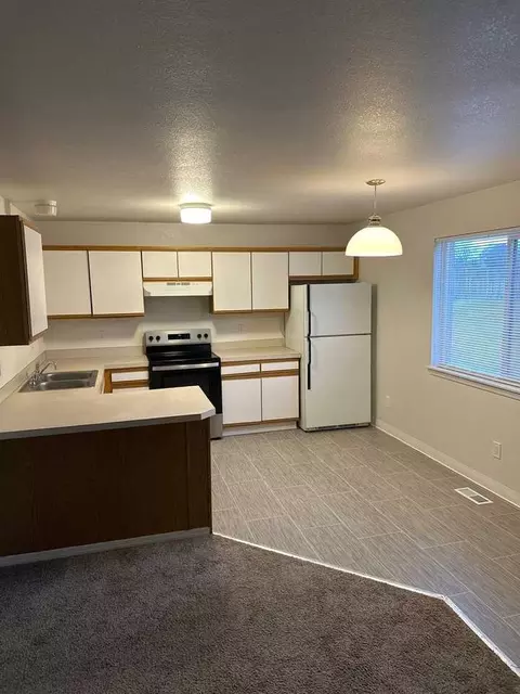 4689 W Pasadena Ln, Boise, ID 83705