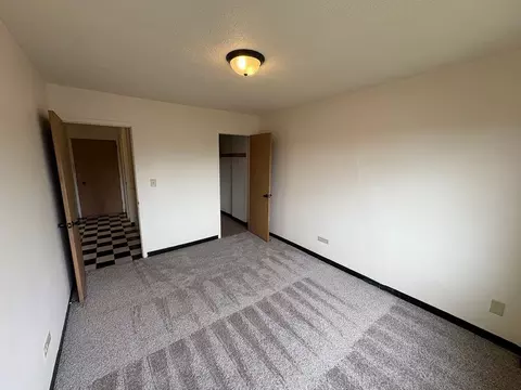 2233 N Summit Ave, Milwaukee, WI 53202 photo 29