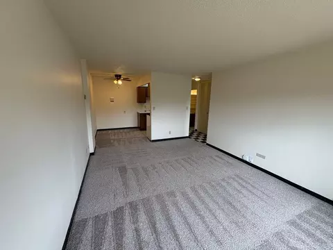 2233 N Summit Ave, Milwaukee, WI 53202 photo 27