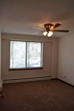 2233 N Summit Ave, Milwaukee, WI 53202 photo 14