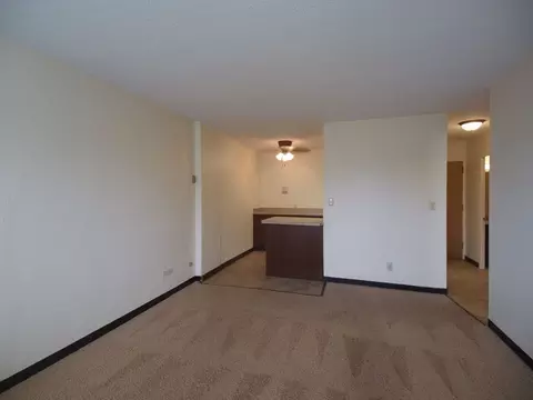 2233 N Summit Ave, Milwaukee, WI 53202 photo 4