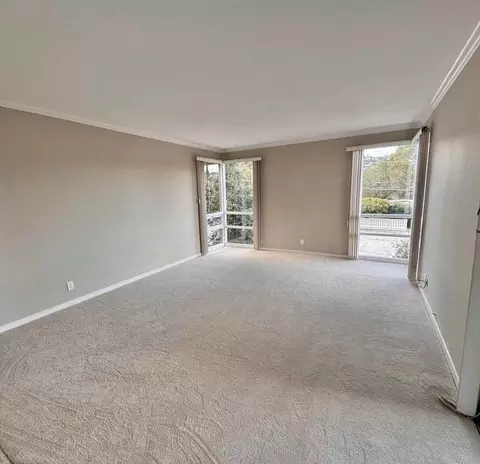 2101 Carlmont Dr, Belmont, CA 94002