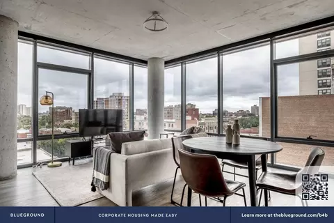 450 W Belmont Ave, Chicago, IL 60657 photo 10