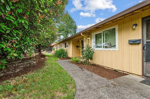 6970 SW King Blvd, Beaverton, OR 97008