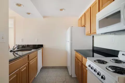 400 College Ave, Ithaca, NY 14850