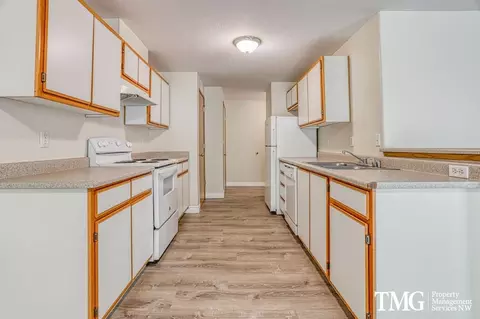 2615 NE 3rd Ave, Camas, WA 98607 photo 2