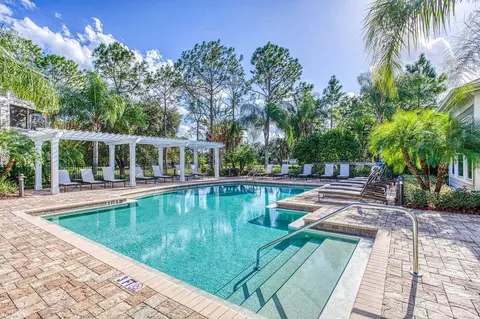 18940 Pebble Links Cir, Pebble Creek, FL 33647 photo 3