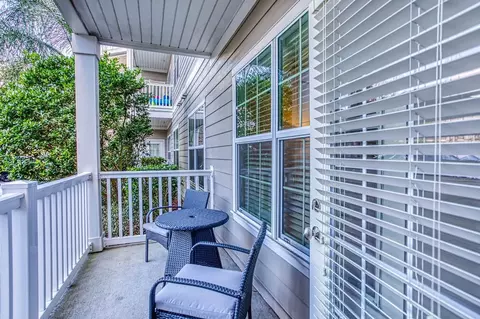 18940 Pebble Links Cir, Pebble Creek, FL 33647 photo 13