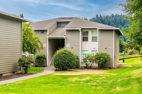 301 NW Eastman Pkwy, Gresham, OR 97030