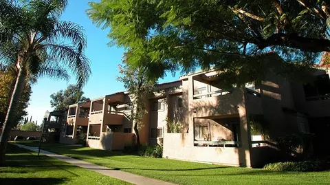 9181 Foothill Blvd, Rancho Cucamonga, CA 91730 photo 4