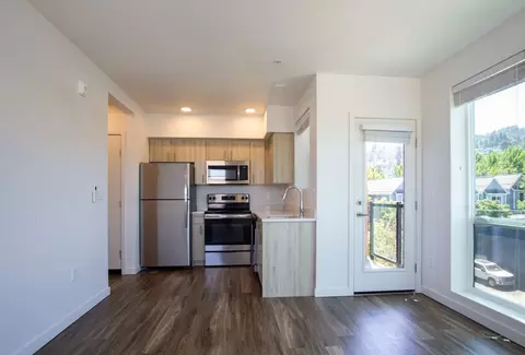 1834 NW 25th Ave, Portland, OR 97210