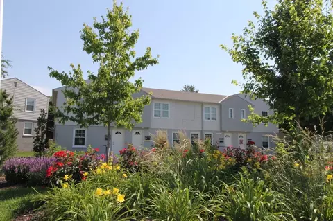 3057 S 41st St, Omaha, NE 68105