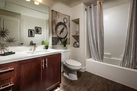 418 N Main St, Corona, CA 92878 photo 18