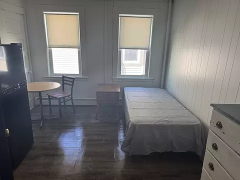 59 Tremont St, Lawrence, MA 01841