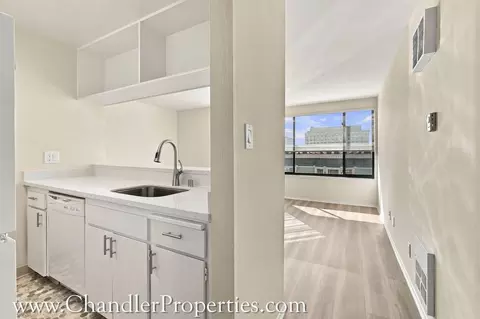1490 Sacramento St, San Francisco, CA 94109