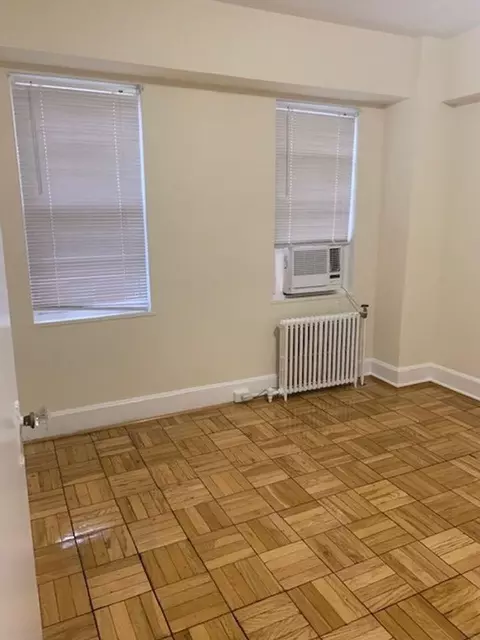 2501 Q St NW, Washington, DC 20007