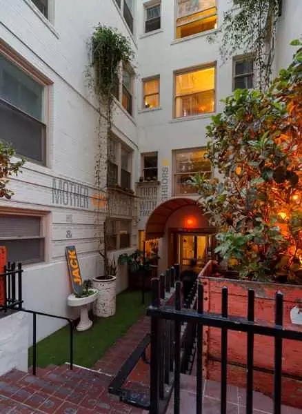 950 9th Ave, San Diego, CA 92101