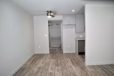 11955 Weddington St, Los Angeles, CA 91607