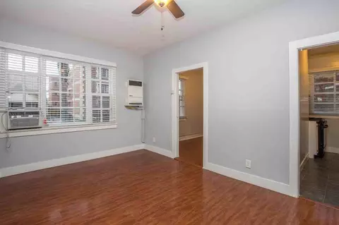 1042 Sanborn Ave, Los Angeles, CA 90029