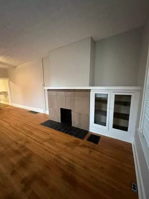 504 Sheldon Ave, Columbus, OH 43207