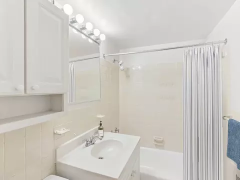 2020 F St NW, Washington, DC 20006 photo 7