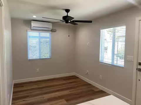 1209 N Cordova St, Burbank, CA 91505 photo 2