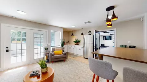 6200 N Hills Dr, Raleigh, NC 27609 photo 9