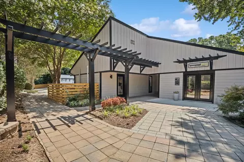 6200 N Hills Dr, Raleigh, NC 27609 photo 2