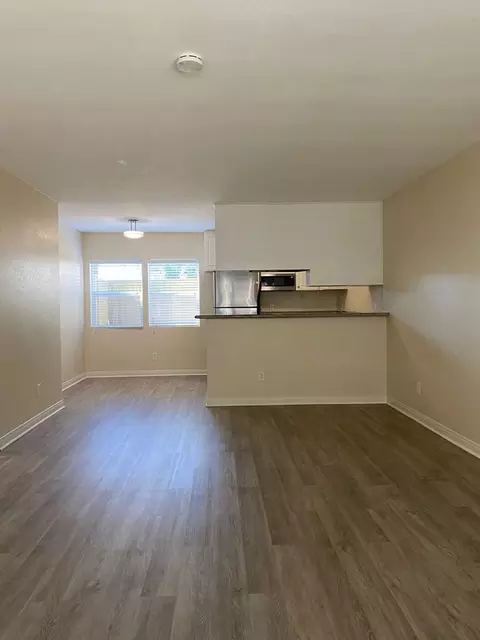 3060 Suncrest Dr, San Diego, CA 92116