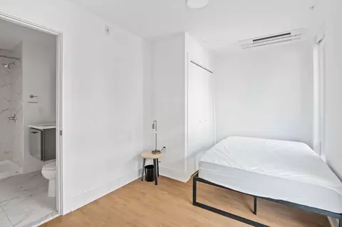 1126 9th St NW, Washington, DC 20001