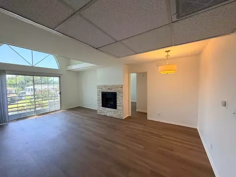 15111 Burbank Blvd, Los Angeles, CA 91411