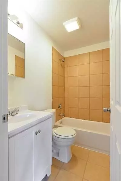 6502 Mcclean Blvd, Baltimore, MD 21214 photo 8