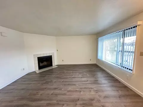 3430 Wetmore Ave, Everett, WA 98201 photo 4