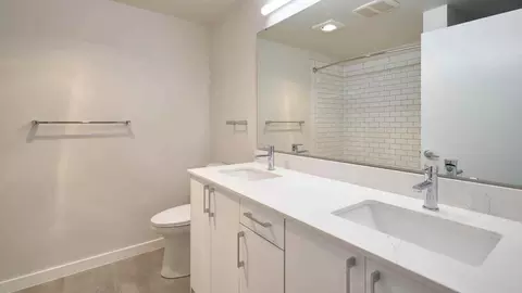 301 Minor Ave N, Seattle, WA 98109 photo 4