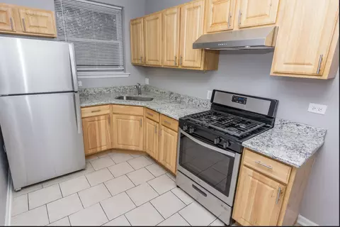 1131 E 79th Pl, Chicago, IL 60619 photo 2