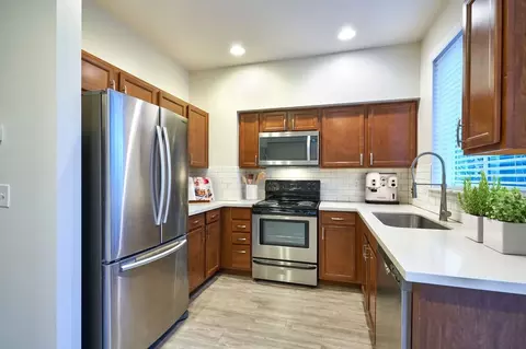 965 Aberdeen Ave NE, Renton, WA 98056