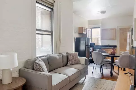 67 Wall St, New York, NY 10005