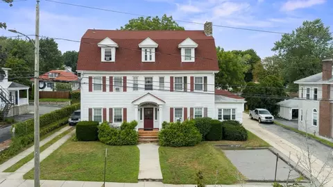 57 Faire Harbour Pl, New London, CT 06320