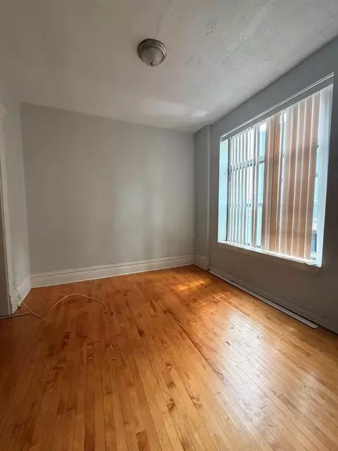 900 N Western Ave, Chicago, IL 60622