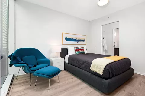 220 E Illinois St, Chicago, IL 60611 photo 9